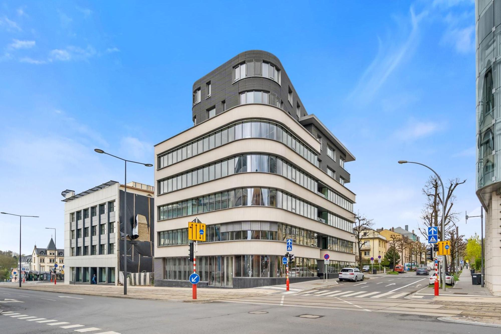 Апартаменты Elegant 2Br With Balcony In Heart Of Люксембург Экстерьер фото