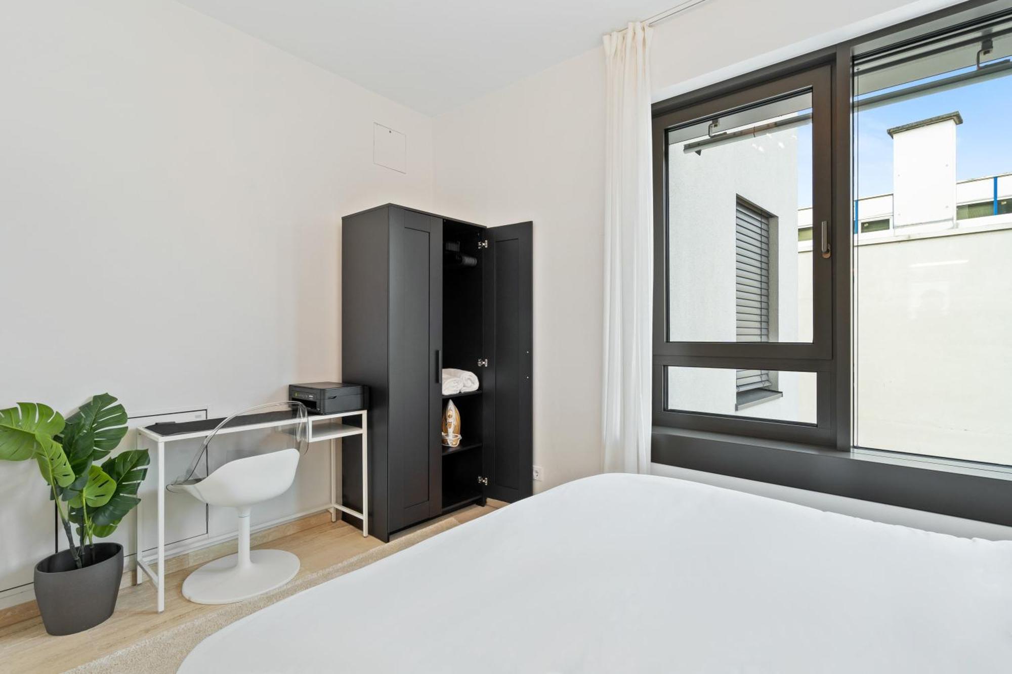 Апартаменты Elegant 2Br With Balcony In Heart Of Люксембург Экстерьер фото