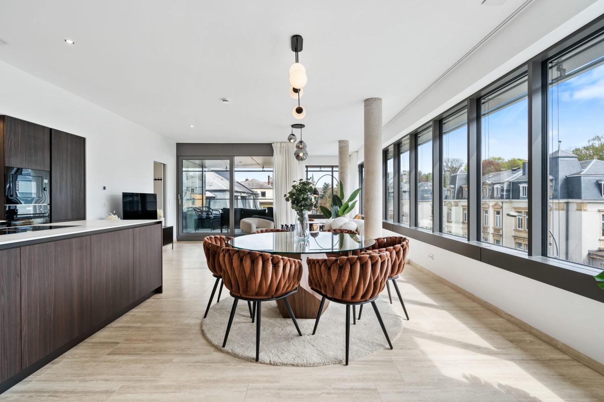 Апартаменты Elegant 2Br With Balcony In Heart Of Люксембург Экстерьер фото
